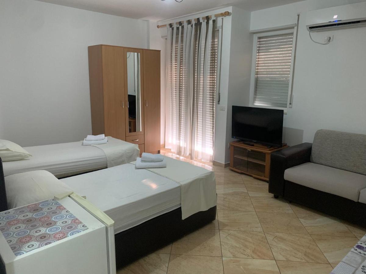 Kokomani 2 Apartment Durrës Exterior foto