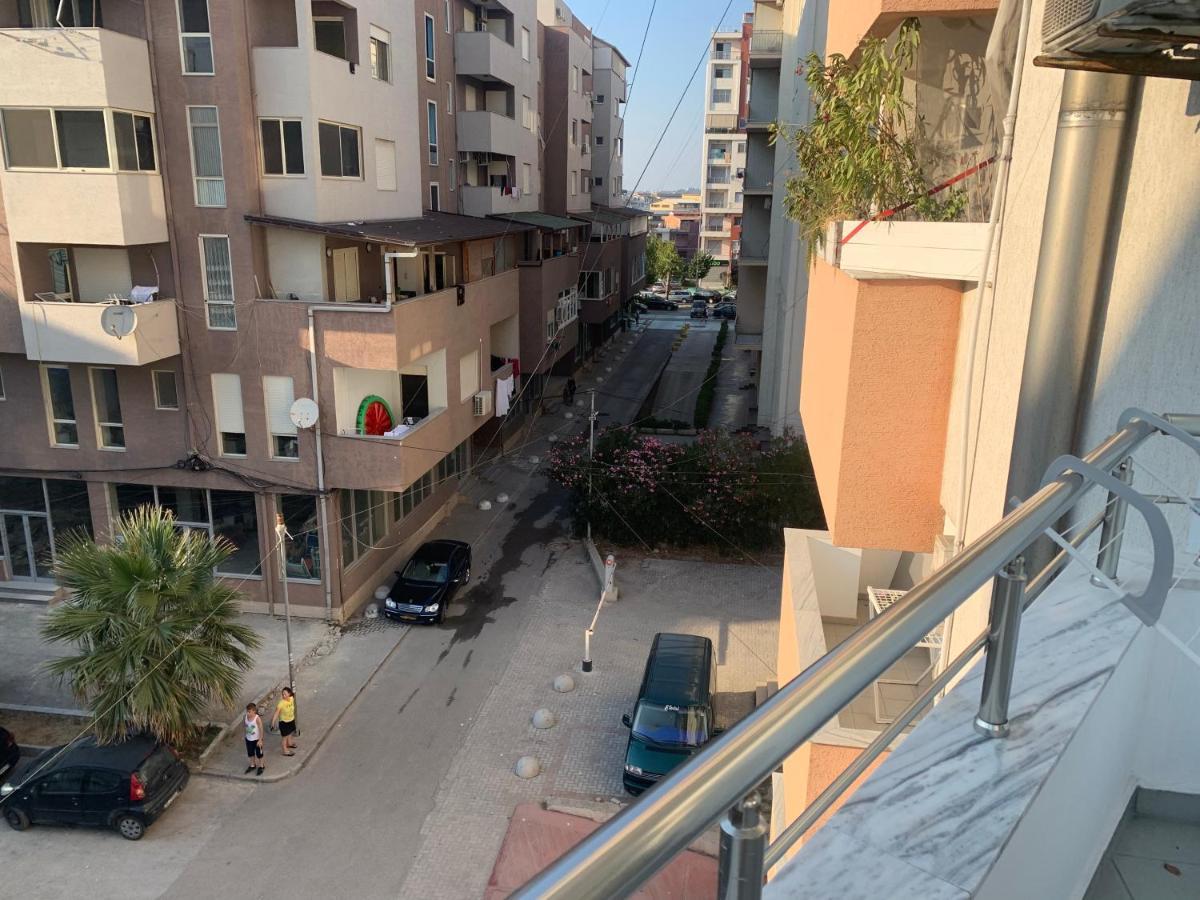 Kokomani 2 Apartment Durrës Exterior foto